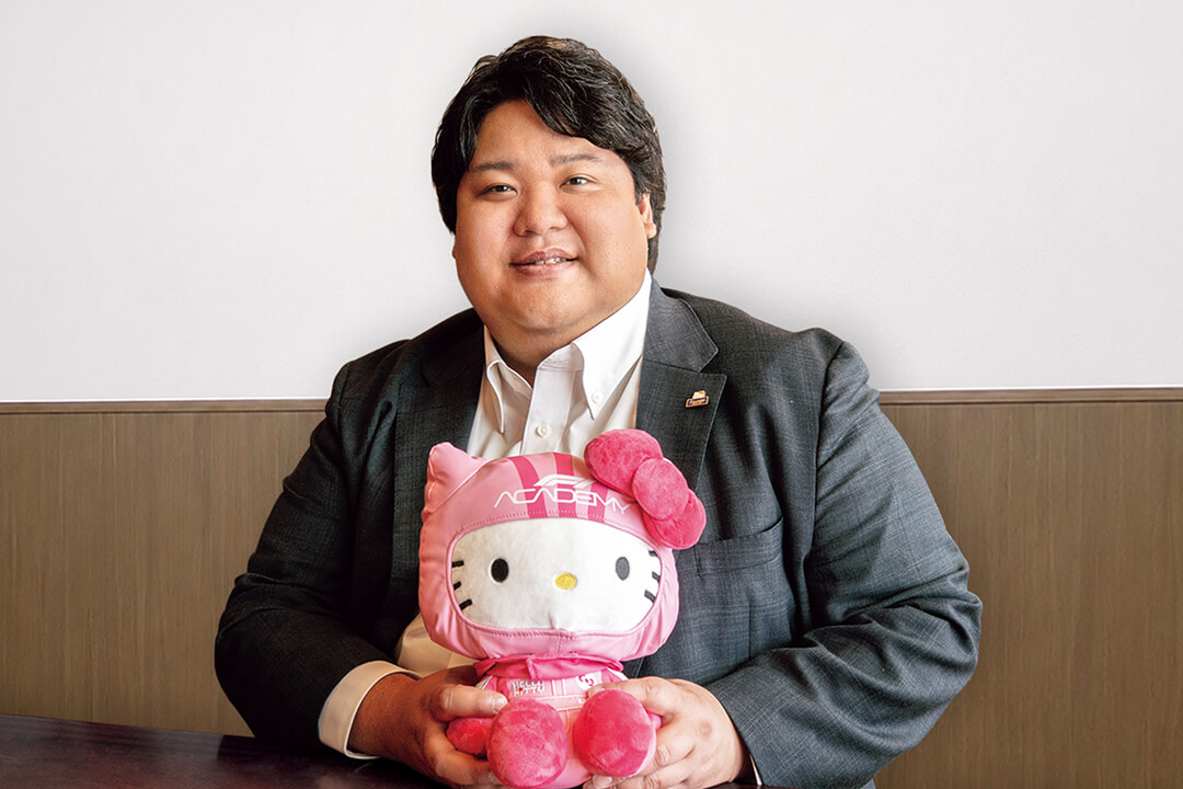 President and CEO Tomokuni Tsuji