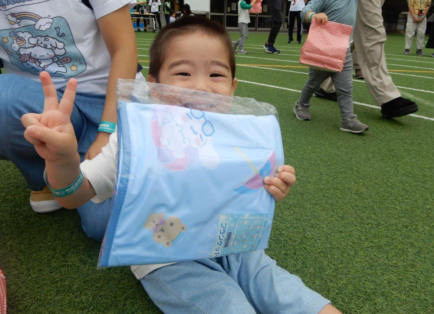 4f3f7f21797f9bd67897ff0318cfa9aed8f13df3